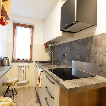 Joivy Flat For 6, In The Historic Town Lägenhet *